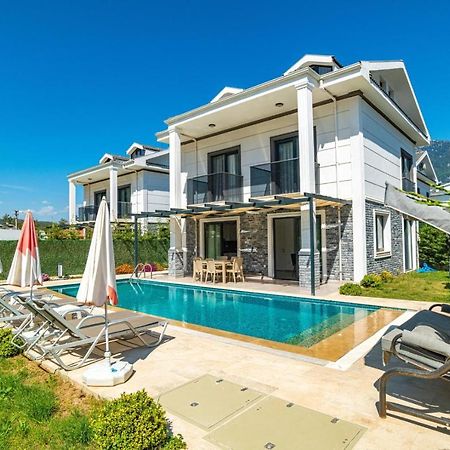 4 Bedroom Holiday Villa In Hisaroenue Oeluedeniz- Gold Rose Fethiye Bagian luar foto