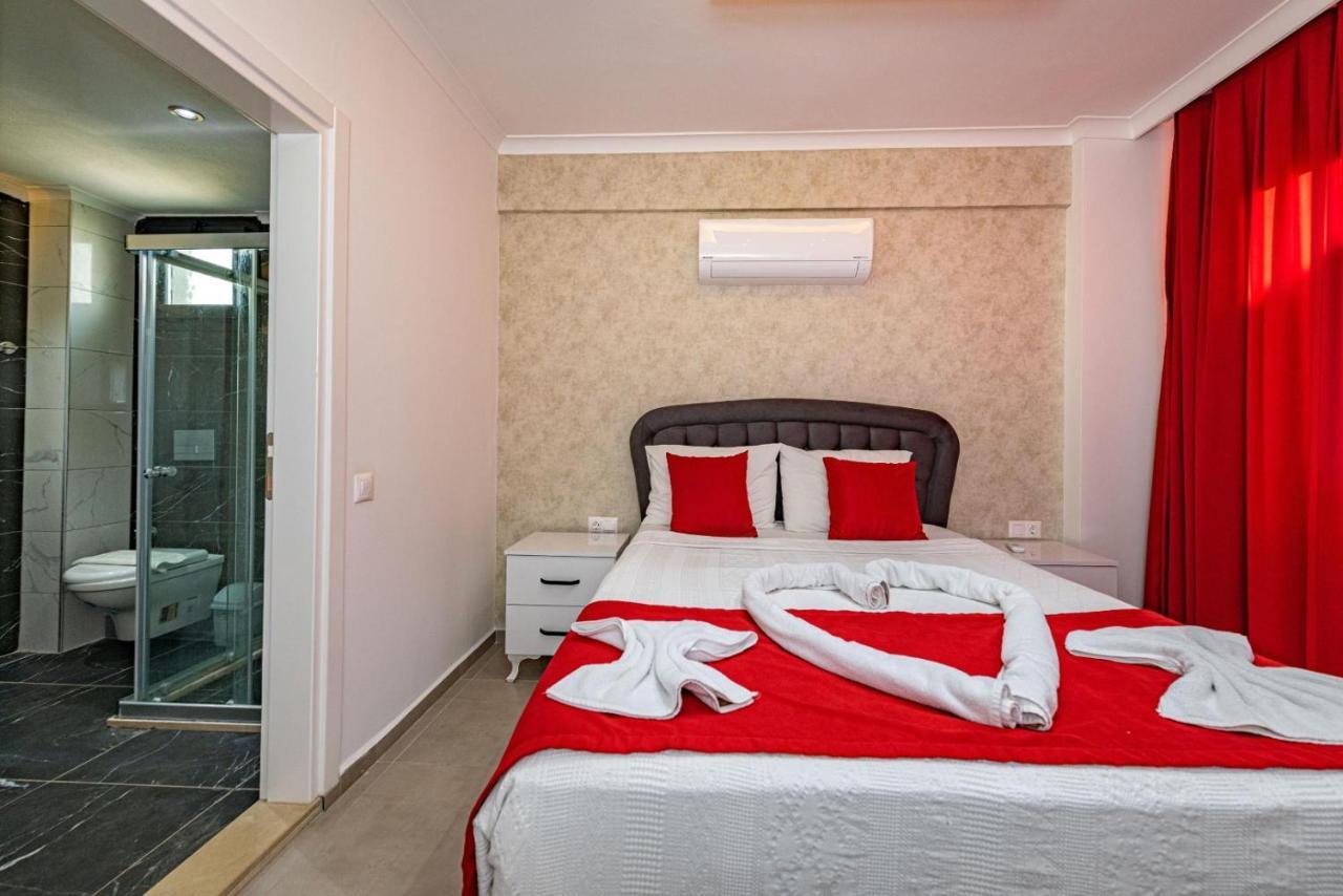 4 Bedroom Holiday Villa In Hisaroenue Oeluedeniz- Gold Rose Fethiye Bagian luar foto