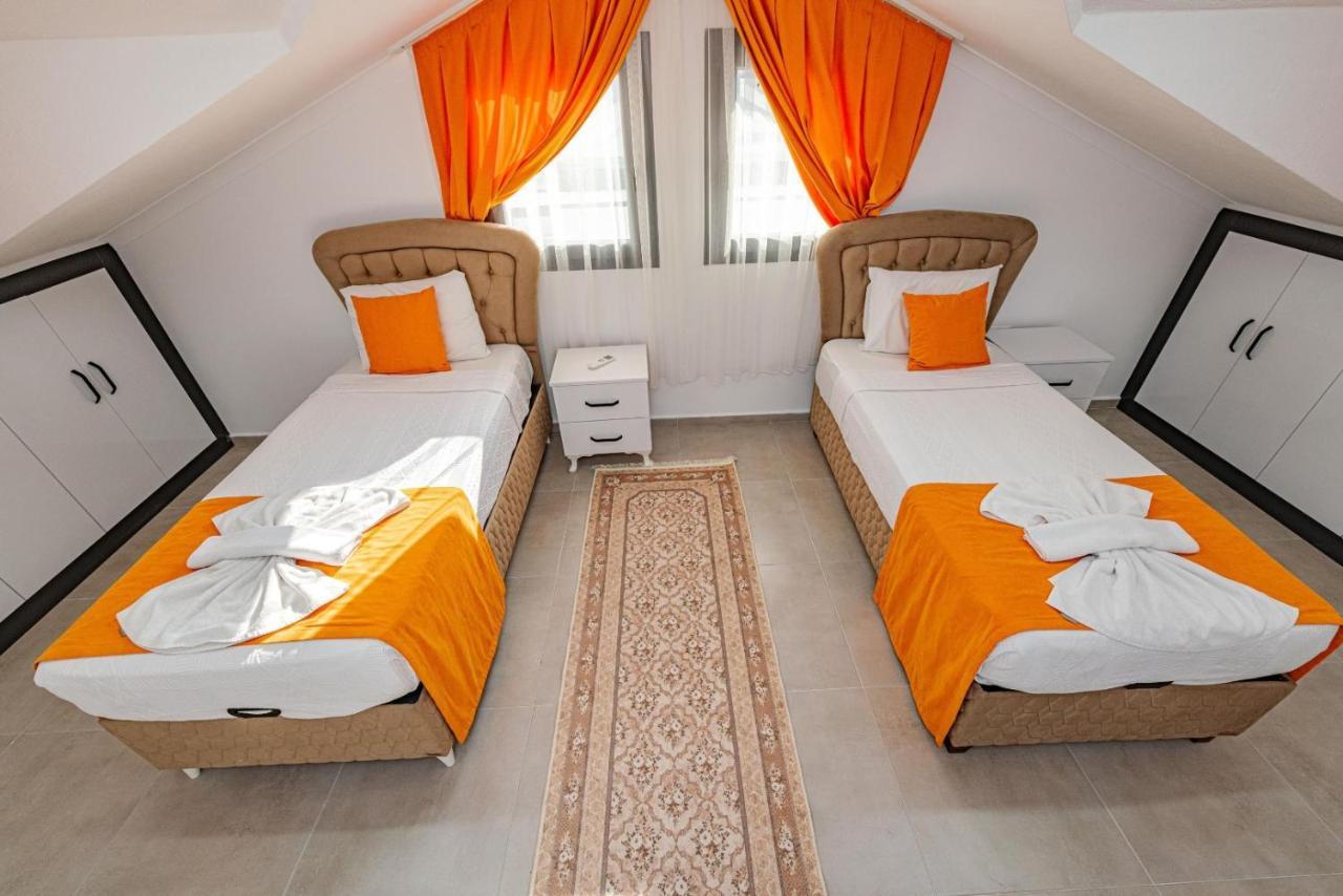 4 Bedroom Holiday Villa In Hisaroenue Oeluedeniz- Gold Rose Fethiye Bagian luar foto