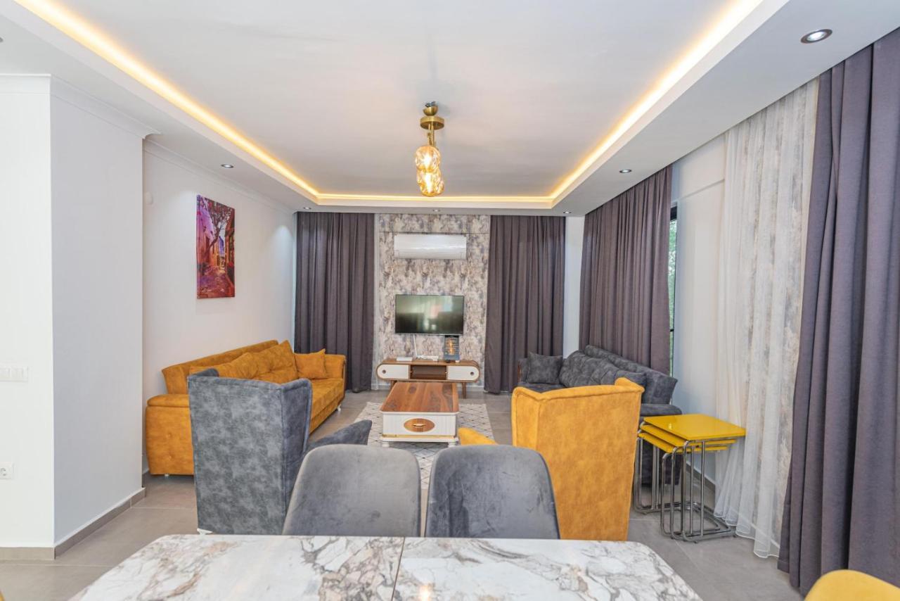 4 Bedroom Holiday Villa In Hisaroenue Oeluedeniz- Gold Rose Fethiye Bagian luar foto