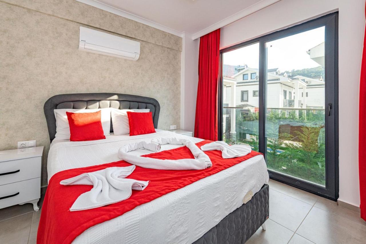 4 Bedroom Holiday Villa In Hisaroenue Oeluedeniz- Gold Rose Fethiye Bagian luar foto