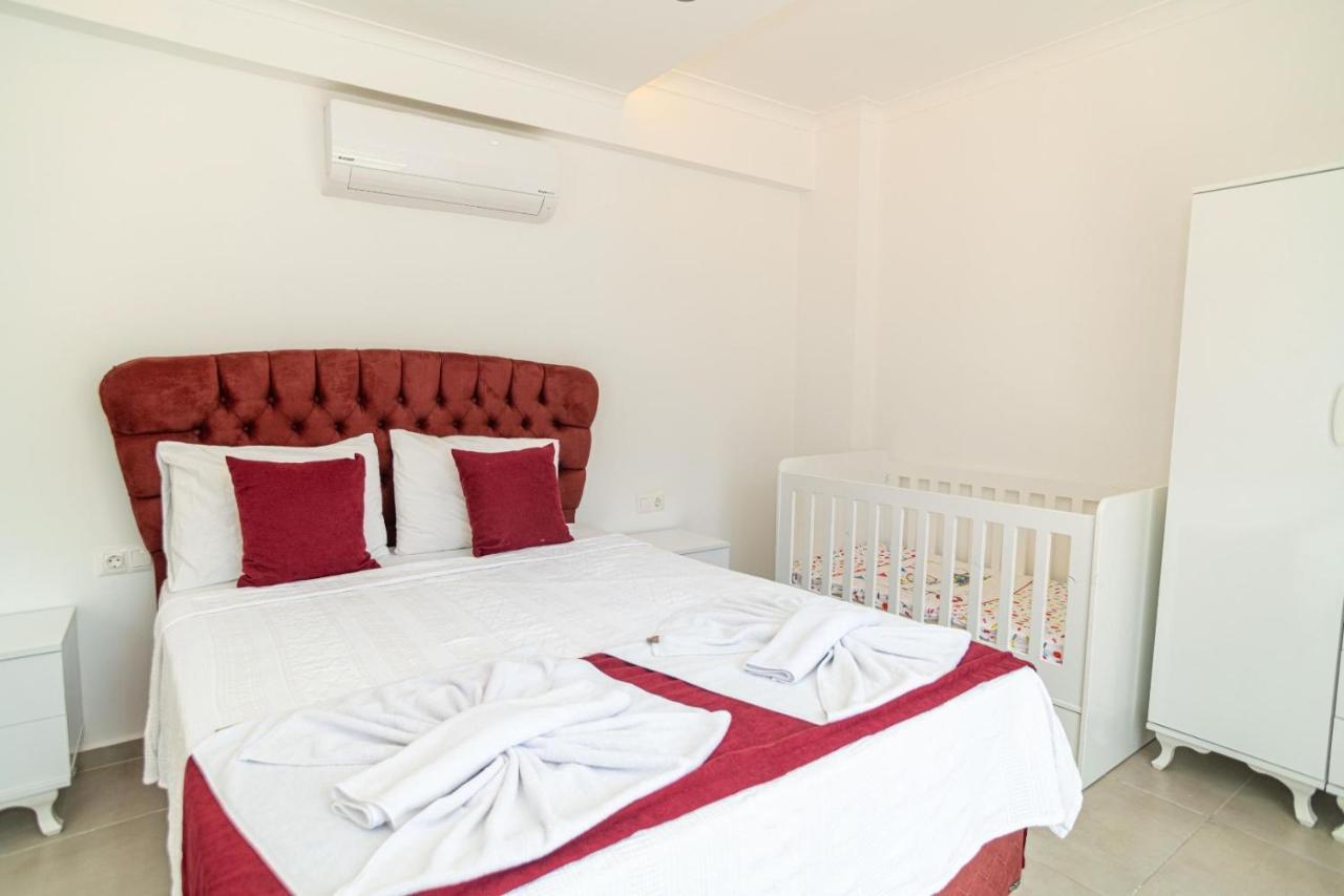 4 Bedroom Holiday Villa In Hisaroenue Oeluedeniz- Gold Rose Fethiye Bagian luar foto